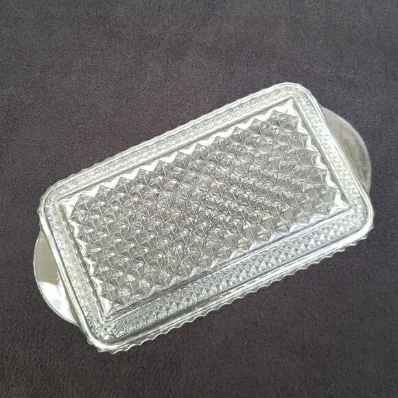 Very Pretty Vintage 8" x 5" Cut Glass Relish Tray Serving Dish - Picture 2 of 4